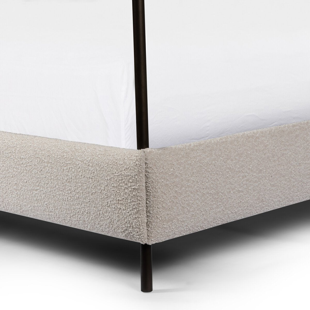 Valerian Canopy Bed