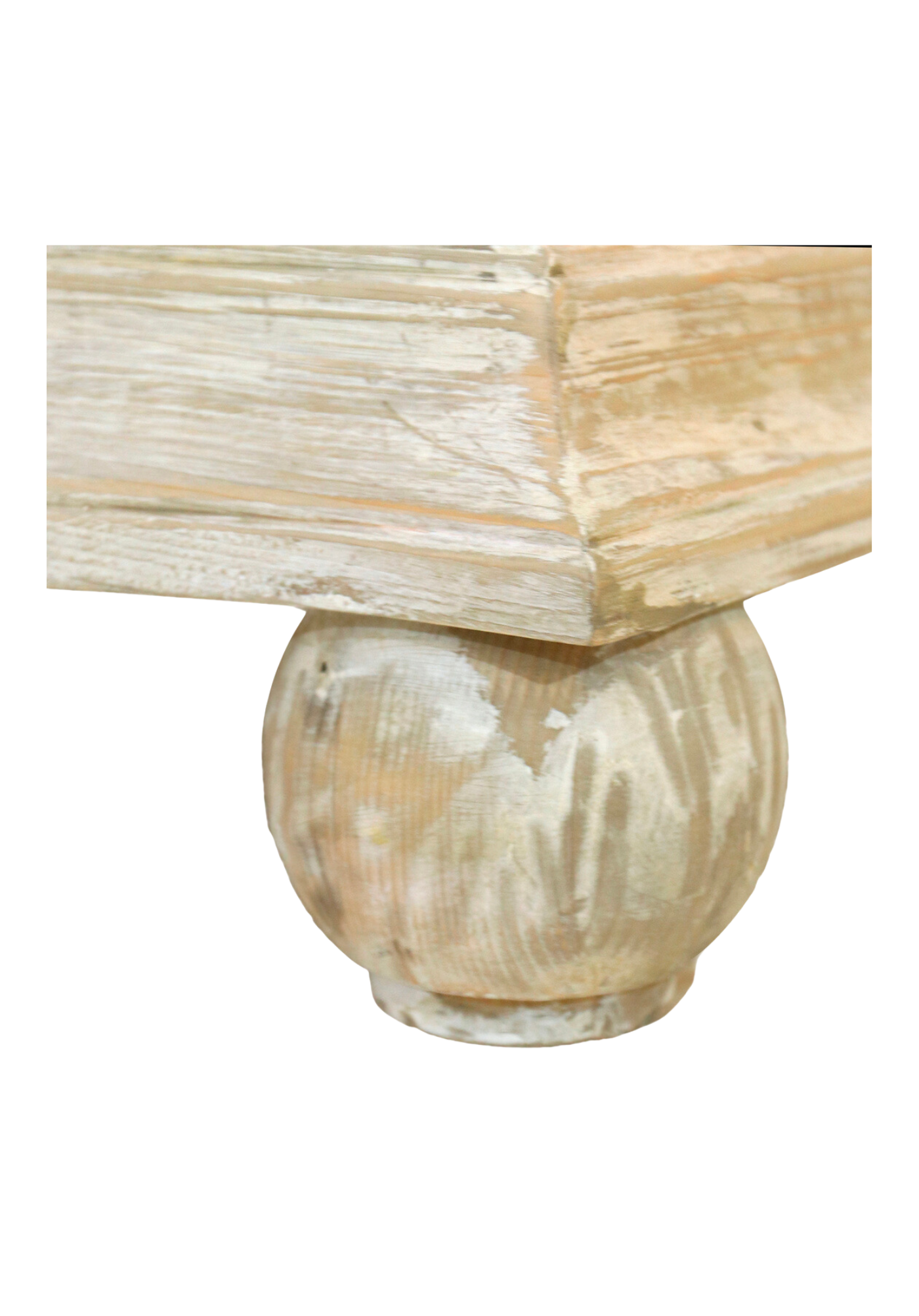 Mara Chest