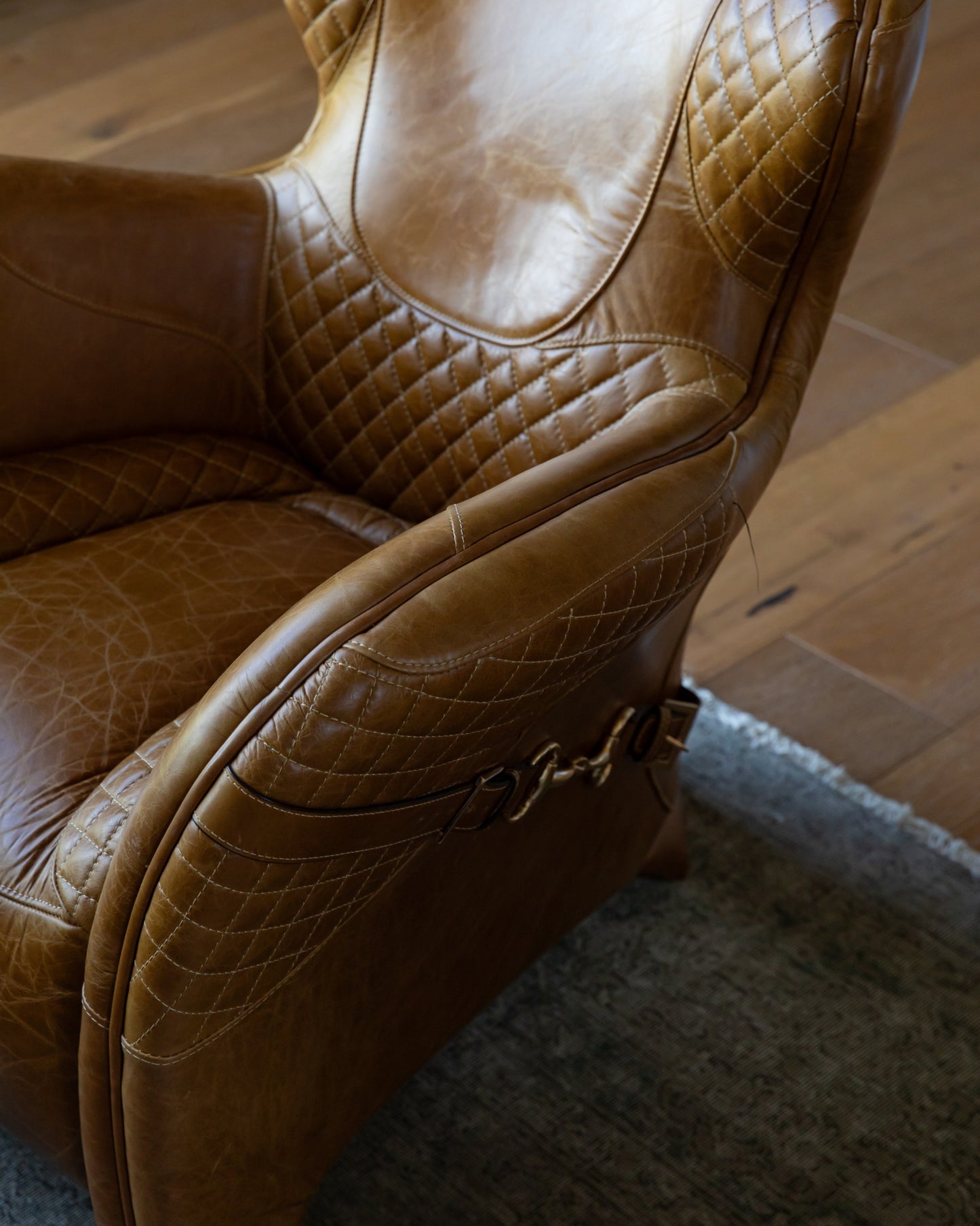 Harvey Saddle Chair