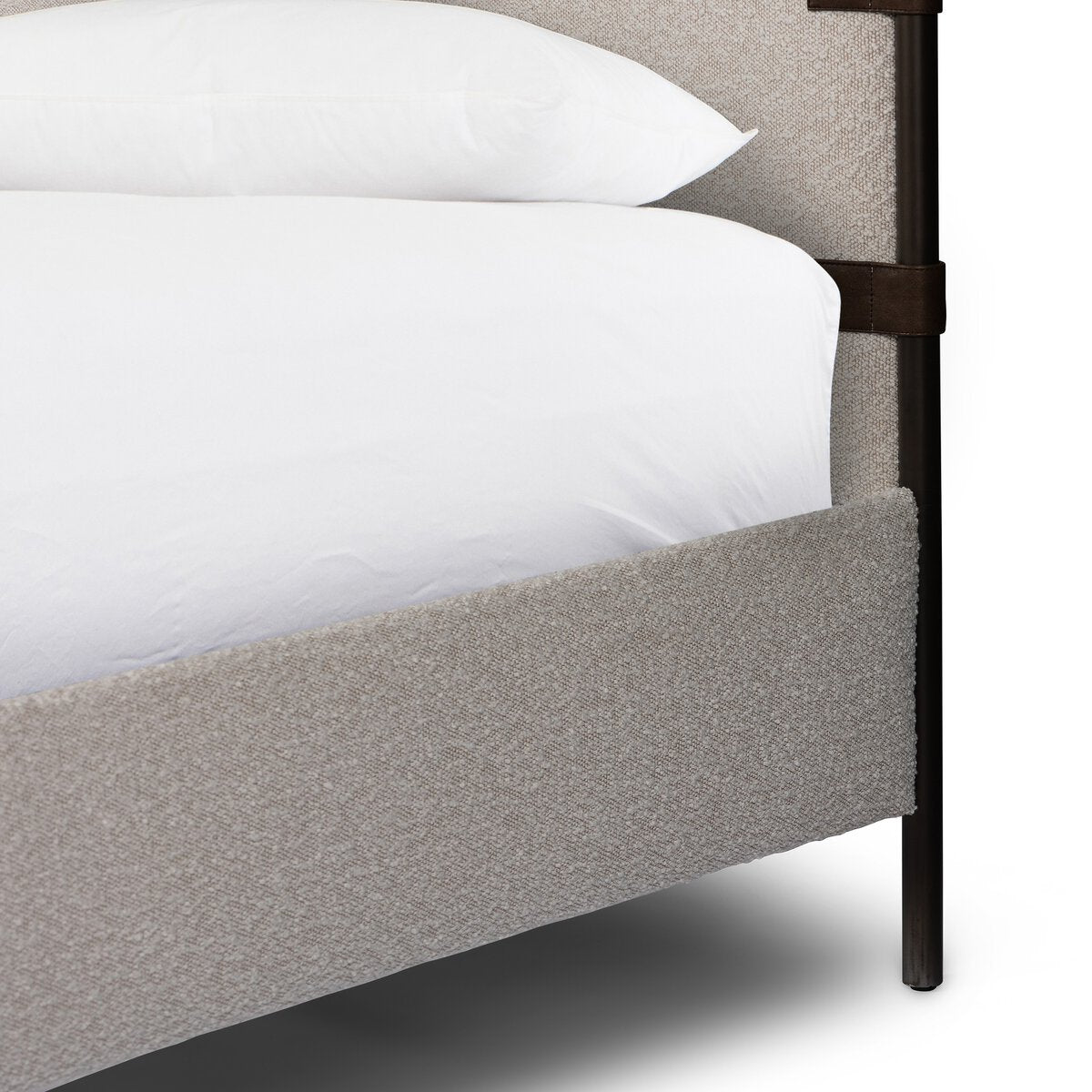 Valerian Canopy Bed