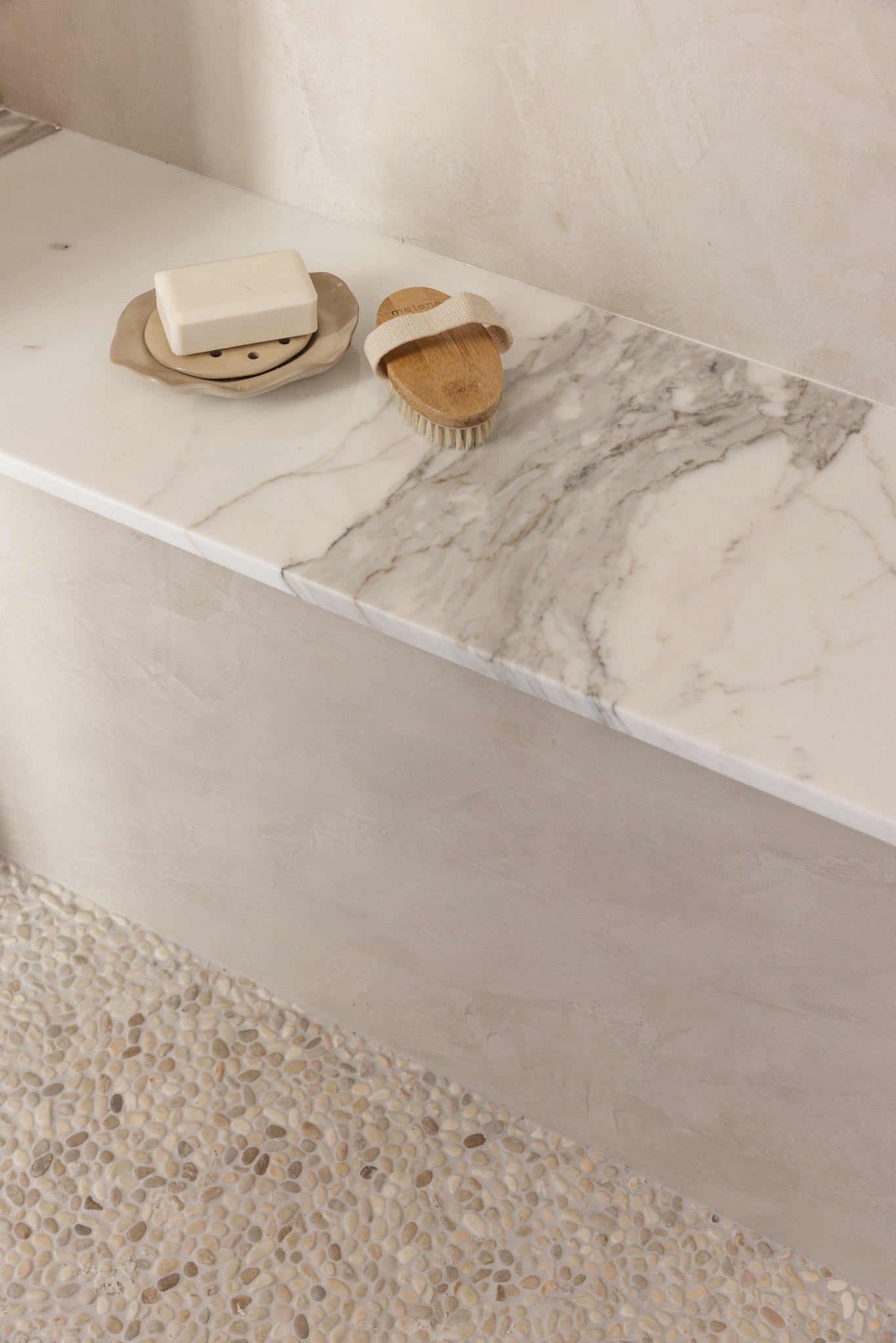 Reactive Beige Soap Dish