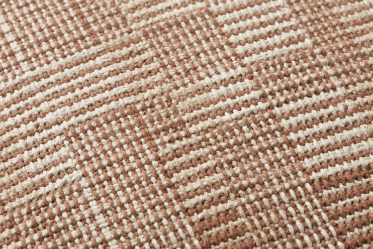 Dolly AL Clay /  Natural Pillow